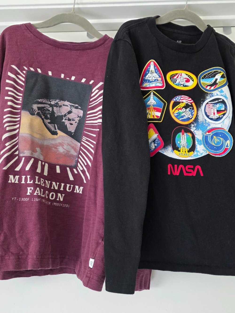 2 Gap Kids Boy's Size 8-9 M T-Shirts Star Wars, NASA, Space Long Sleeve Tees